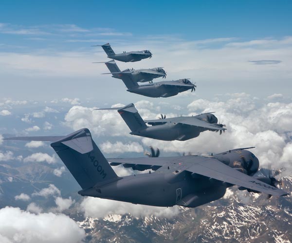 Airbus tests A400M military plane as water bomber