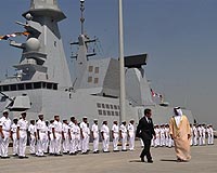 Sarkozy opens first French military base in Gulf