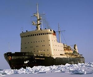 Russia vows to sail stricken nuclear icebreaker