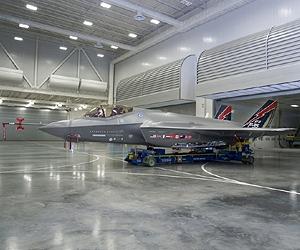 First F-35 With Mission Systems Arrives At Navy Test Site