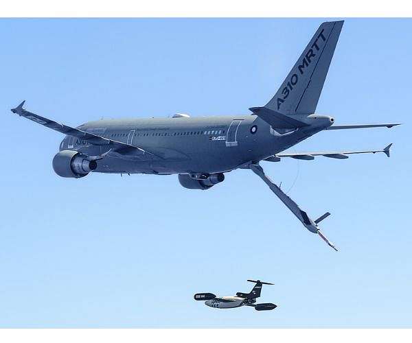 Airbus achieves in-flight autonomous guidance and control of a drone from a tanker aircraft