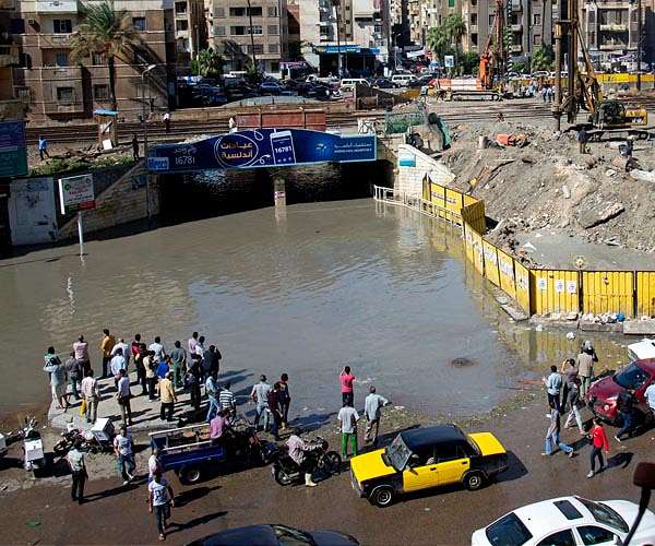 Sinking Alexandria faces up to coming catastrophe