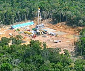 Ecuador drops hold on Amazon oil drilling