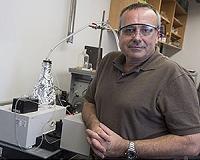 Nanotracer tester tells about wells