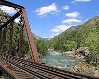 Toxic spill from Colorado mine creeps through US southwest