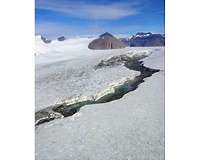 Polar glaciers may be home to previously undiscovered carbon cycle