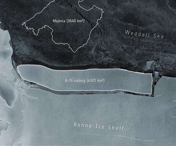 Massive iceberg 4 times the size of NYC breaks off in Antarctica