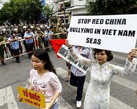 Vietnam detains activists after South China Sea ruling