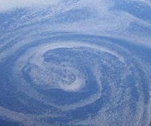 Mesoscale ocean eddies impact weather