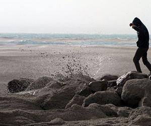 Volcano ash woes worsen in Australia, ease in Argentina