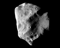 NASA: Asteroid to pass by Earth on Christmas Eve