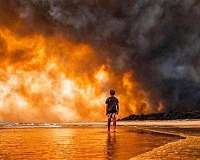 Australia's bushfire crisis turns off tourists