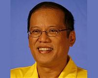 Philippine leader receives draft law for Muslim self-rule