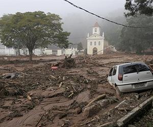 A week on, Brazil still counting dead from floods