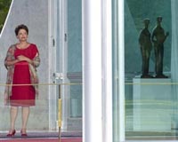 Protesters take over entrance to Brazil's presidency