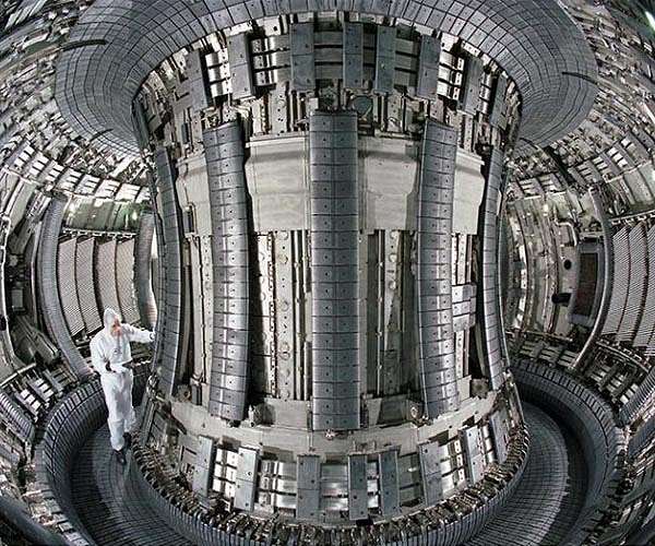 JET fusion facility sets a new world energy record