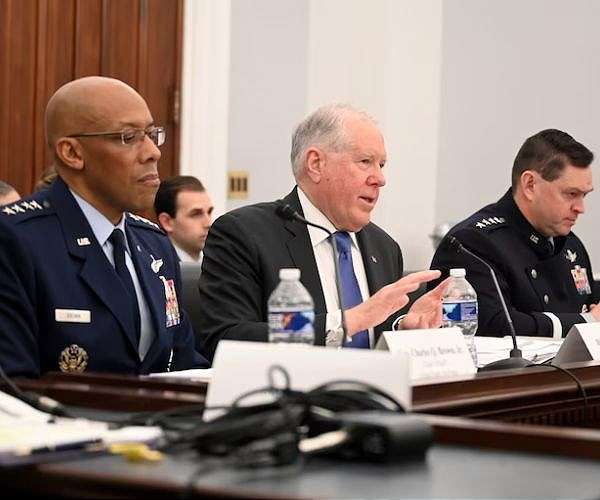 Kendall, Brown, Saltzman tell lawmakers 'on-time' budget needed to meet security challenges, transform Air and Space Forces
