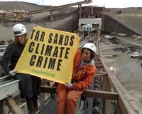Greenpeace protests Canada's oil sands