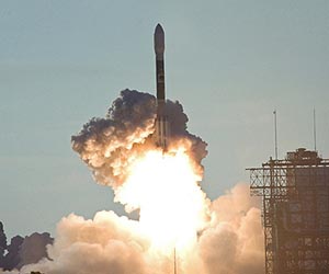 Satellites Track Two-Stage Interceptor In Missile Defense Test