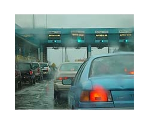 China vows cheaper road tolls after online outcry