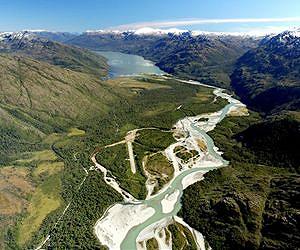 Chileans set against giant dams project