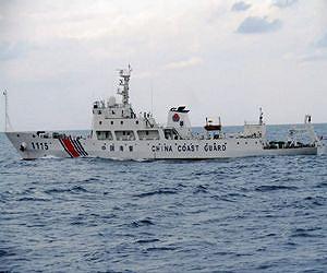 China flotilla in Japan dispute island waters