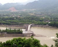China to turn dangerous 'quake lakes' into tourist spots: report