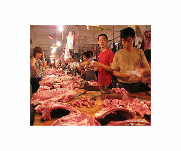 China mulls dipping into pork reserves to rein in costs