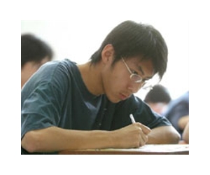 China students use intravenous drips for exams