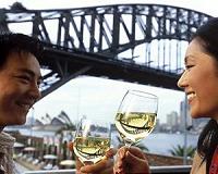 Australia to grant 10-year visas for Chinese