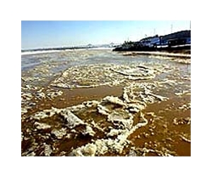 China oil spill threatens Yellow River