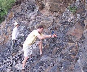 Evidence for a persistently iron-rich ocean changes views on Earth's early history