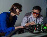 Molecular imaging hack makes cameras 'faster'
