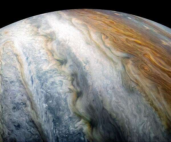Citizen scientists help decipher Jupiter's cloud composition