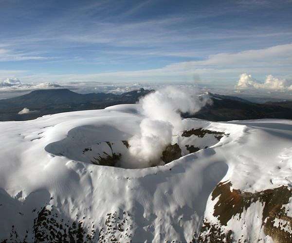 Despite rumblings, Colombia volcano survivor skeptical of repeat disaster