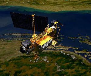European experts follow satellite reentry