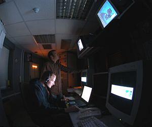 Amateur skywatchers help space hazards team