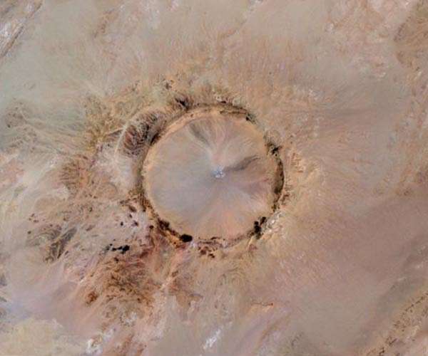 Tenoumer Crater, Mauritania