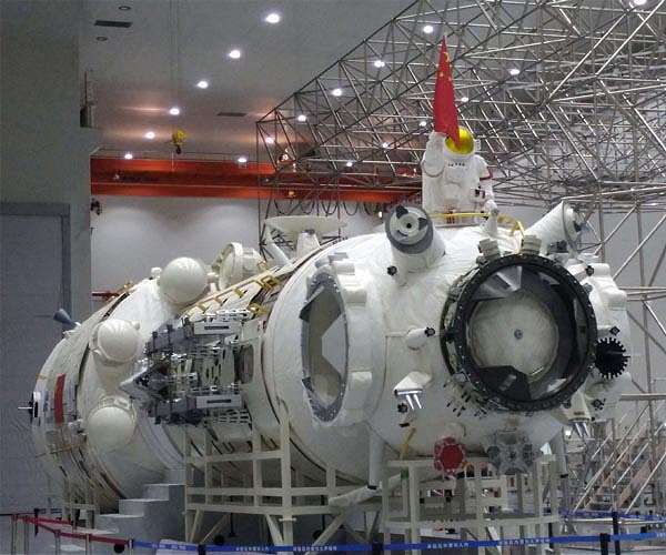China selects astronauts for space station program