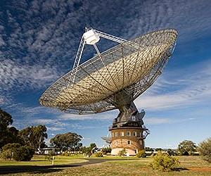 Gravitational waves know how black holes grow