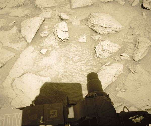 Examining a Potential Drill Spot: Sols 3817-3818