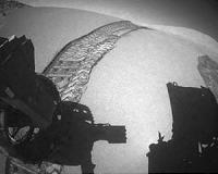 Curiosity Drives On After Crossing Martian Dune
