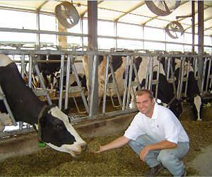 Canadian farmers trust regulated dairy industry