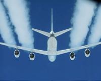 Faced with global warming, aviation aims to turn green