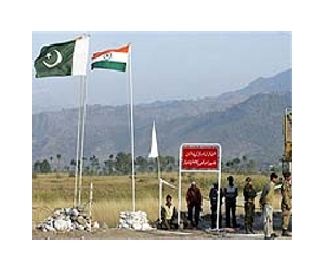 In bid to defuse Kashmiri tension, Pakistan to free Indian prisoners
