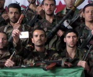 Syrian rebels 'buying arms from the regime'