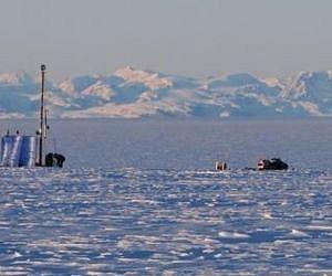 Greenland ice stores liquid water year-round