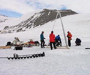 Sediment of lake under Antarctic ice yields evidence of ancient life