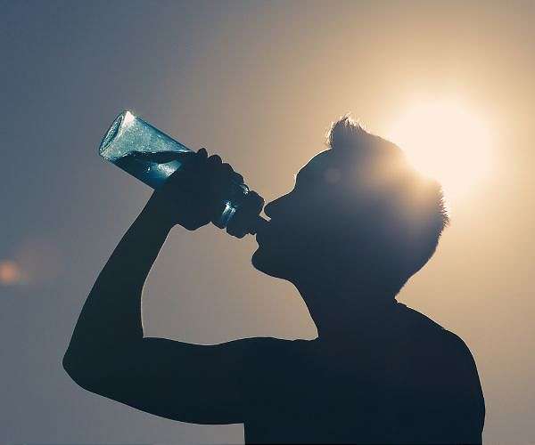 Myanmar residents hunt for water as UN asks junta for access