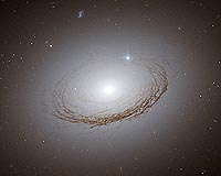 Dramatically Backlit Dust In Giant Galaxy